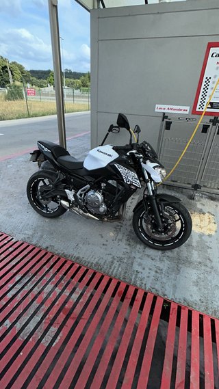 Kawasaki Z650 Naked