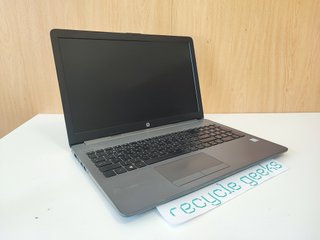 Portátil HP 250 G7 i5-8265U 8GB RAM 128GB SSD
