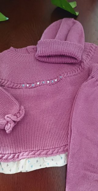 Conjunto bebé punto morado (jersey, gorro, polaina