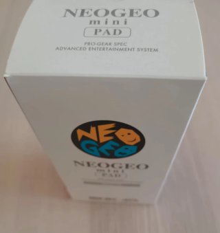 Neo Geo mini y mando