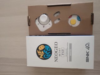 Neo Geo mini y mando