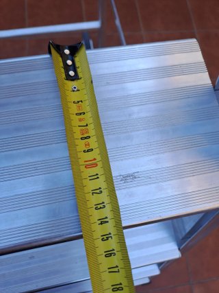 Escalera móvil 2XL con plataforma