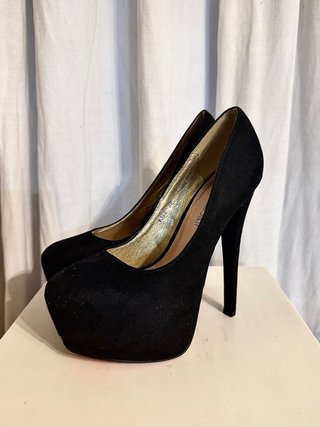 Tacchi con zeppa in nappa nera