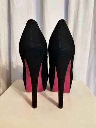 Tacchi con zeppa in nappa nera