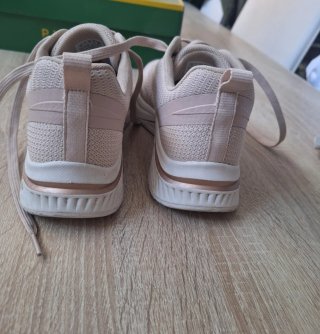 Zapatillas Skechers Arch Fit Beige