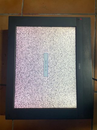 TV Monitor OKI 15 pulgadas