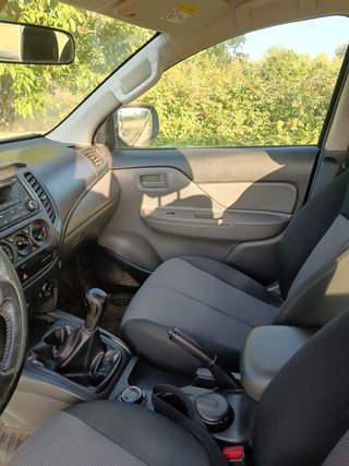 Mitsubishi L200 D/C 250 DI-D M-PRO