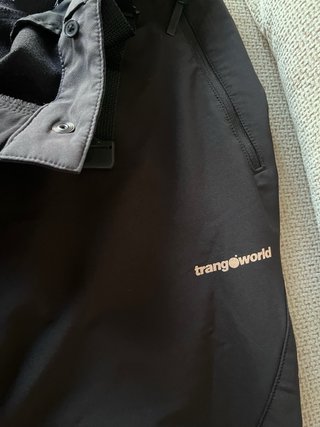 Pantalón Trangoworld Sesma mujer montaña trekking.