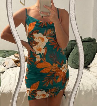 Vestido Corto Estampado Floral
