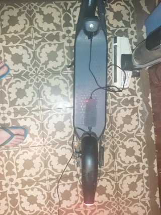 Patinete Eléctrico Segway  ya tengo  el  cargador