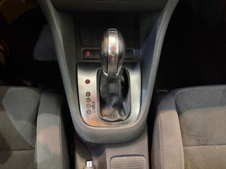 Volkswagen Golf 1.6 TDI 105cv DPF DSG Sport