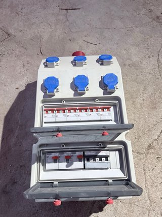 Cuadro Eléctrico Portátil de Distribución