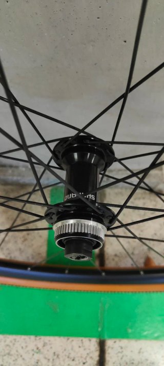 2 Ruedas Gravel Llanta 38