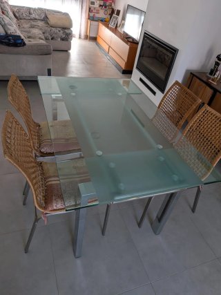 Mesa Comedor Cristal Templado y Hierro