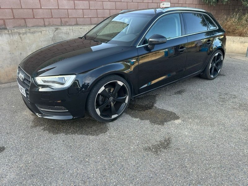 Audi A3 Sportback 2.0 TDI Attraction S-T 2014, foto 6