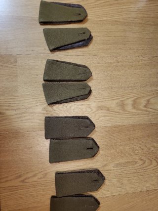 Hombreras militares bordadas