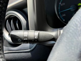 Toyota Rav4 2.5l hybrid 2WD Feel!