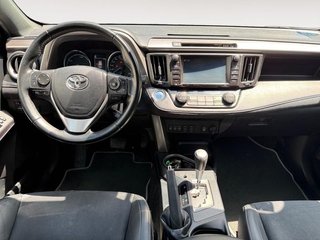 Toyota Rav4 2.5l hybrid 2WD Feel!