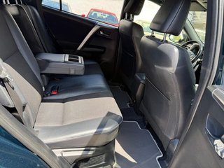 Toyota Rav4 2.5l hybrid 2WD Feel!