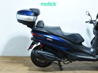 PIAGGIO MP3 400 HPE (TOP CASE)