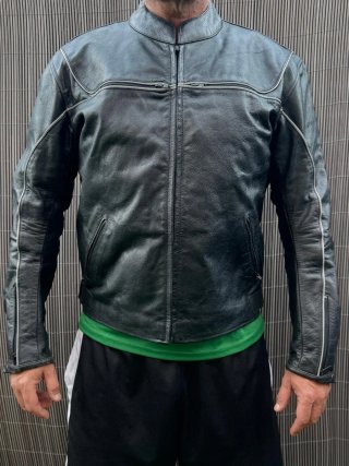 Chaqueta de moto negra
