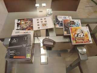 New Nintendo 3DS XL Metallic Black + 4 Juegos