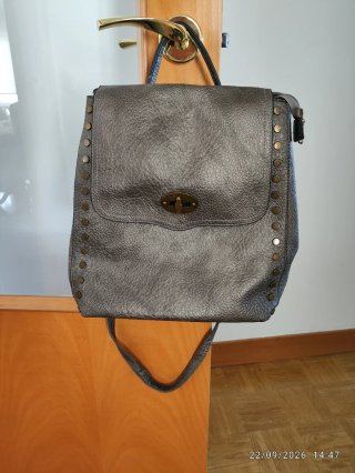 Mochila Boho con Tachuelas Plateada