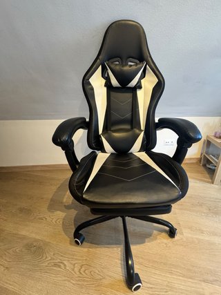 Silla Gaming Negra y Blanca