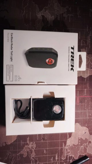Luz Trasera con Radar Trek CarBack