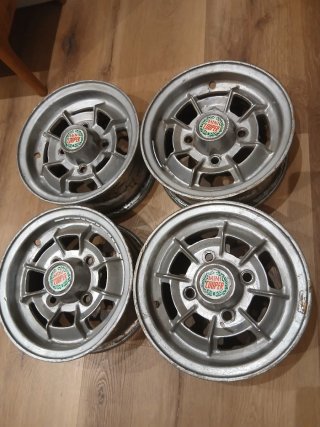4 Llantas Mini Clásico 10 pulgadas