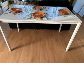 Mesa de cocina Ikea Vihals blanca