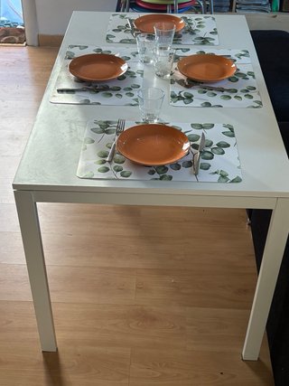 Mesa de cocina Ikea Vihals blanca