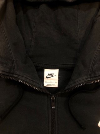 Sudadera Nike con cremallera negra