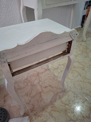 Mesita de Noche Blancaestilo Vintageenpersonaefec