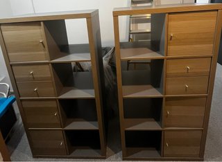Estanterías modulares madera y gris