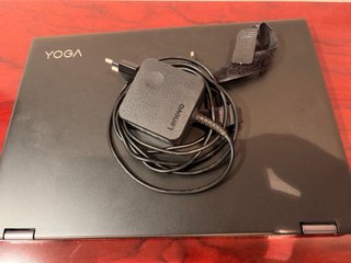 Portátil Lenovo Yoga 520 Táctil Negro