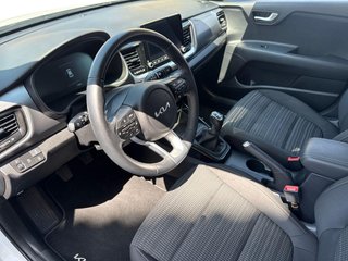 KIA Stonic 1.0 MHEV Drive