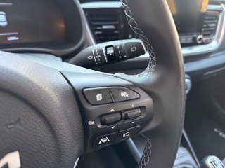 KIA Stonic 1.0 MHEV Drive