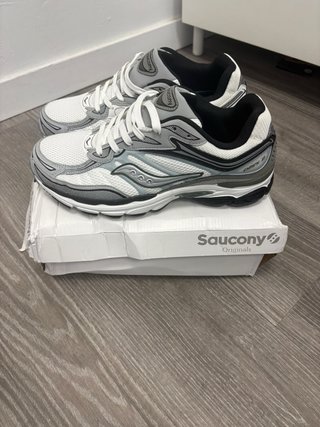 Zapatillas Saucony Omni 9 Blanco/Gris