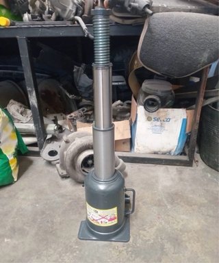 Gato Hidráulico KM 15t