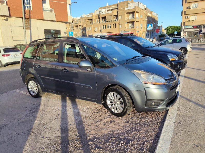 Citroën C4 PICASSO 1.6 HDI Premier 2009, foto 2