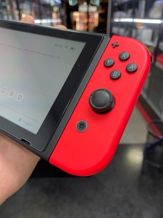 Nintendo Switch 32GB Azul/Rojo + Accesorios