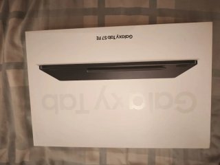 Scatola e caricatore Samsung Galaxy Tab S7 FE