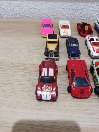 Lote de 15 coches Majorette y Matchbox