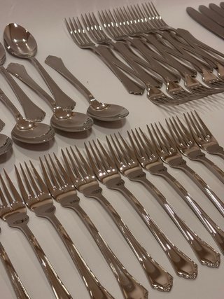 Cubertería completa 115 piezas Cunill Orfebres