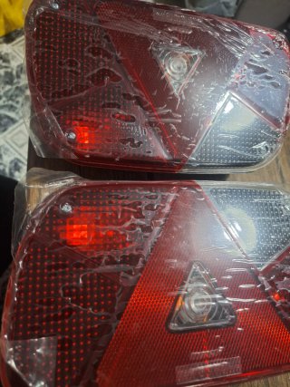2 Luces Traseras Remolque 12V