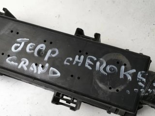 Caja fusibles Jeep Grand Cherokee II