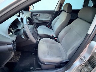 SEAT Ibiza 2004