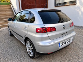 SEAT Ibiza 2004