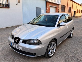 SEAT Ibiza 2004